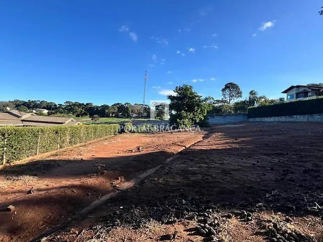 Terreno com 1852m², à venda, no bairro Condomínio Residencial Vila Rica em Bragança Paulista