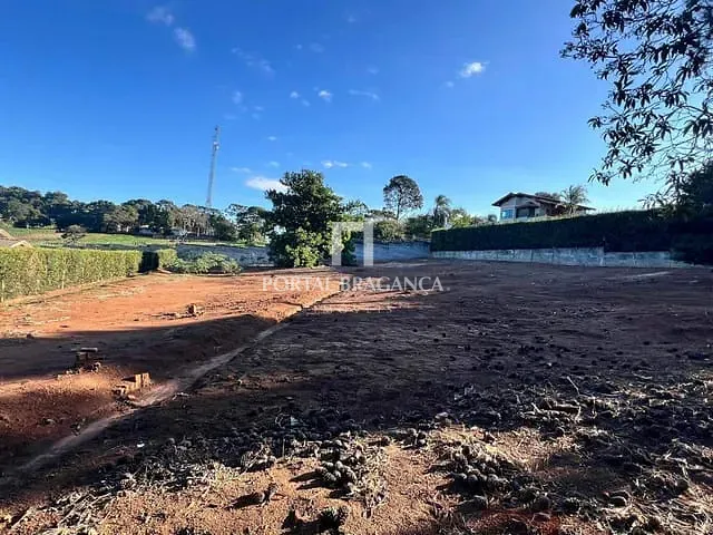 Terreno com 1852m², à venda, no bairro Condomínio Residencial Vila Rica em Bragança Paulista