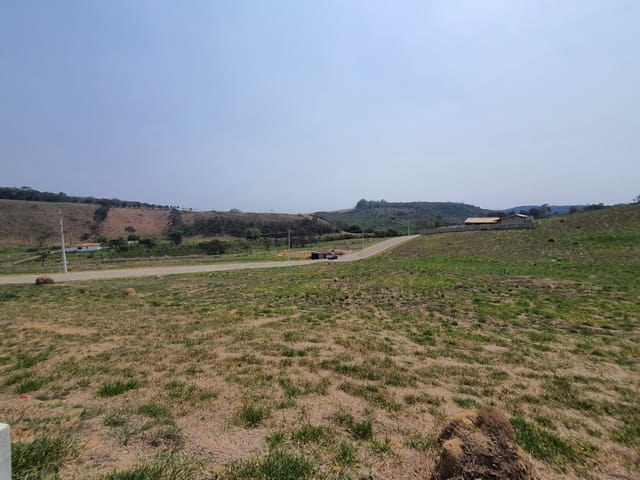 Terreno com 397m², à venda, no bairro Novo Horizonte em Juiz de Fora