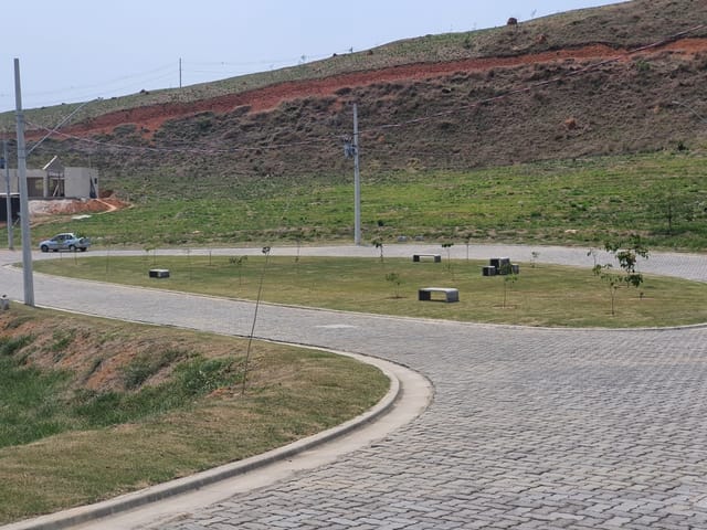 Terreno com 397m², à venda, no bairro Novo Horizonte em Juiz de Fora