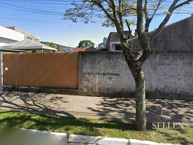 Terreno com 392m², à venda, no bairro Nações em Balneário Camboriú