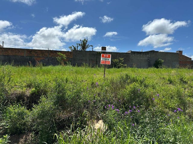 Terreno com 162m², à venda, no bairro Três Vendas em Pelotas