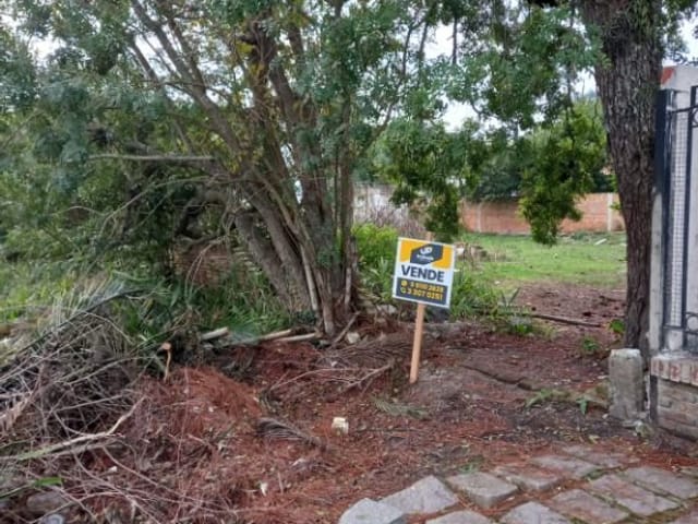 Terreno com 300m², à venda, no bairro Laranjal em Pelotas