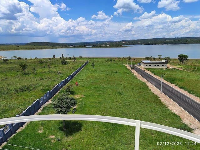 Terreno com 503m², à venda, no bairro V em Abadiânia