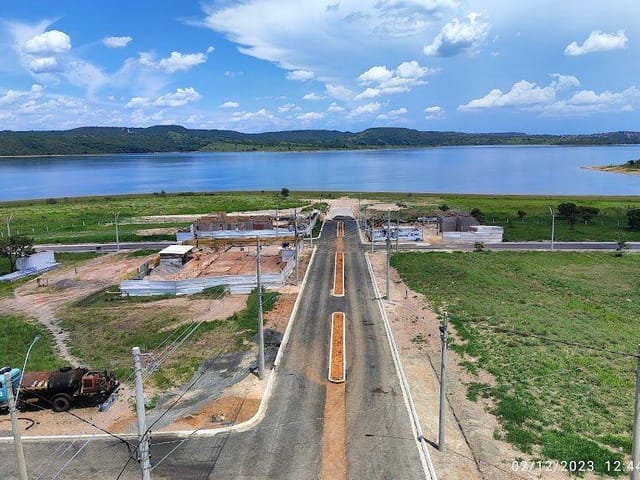 Terreno com 503m², à venda, no bairro V em Abadiânia