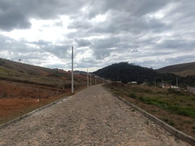 Terreno com 432m², à venda, no bairro Grama em Juiz de Fora