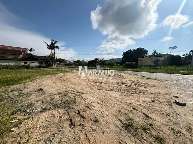 Terreno com 829m², para alugar, no bairro Gravatá em Navegantes
