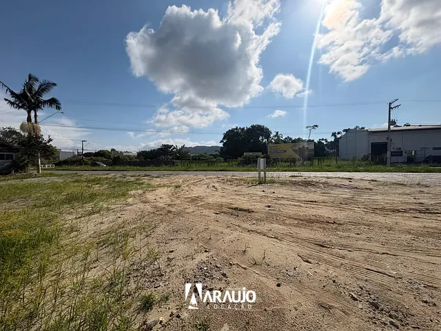 Terreno com 829m², para alugar, no bairro Gravatá em Navegantes