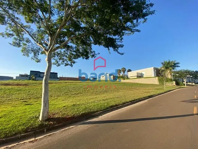 Terreno com 912m², à venda, no bairro Palmital em Porto Feliz