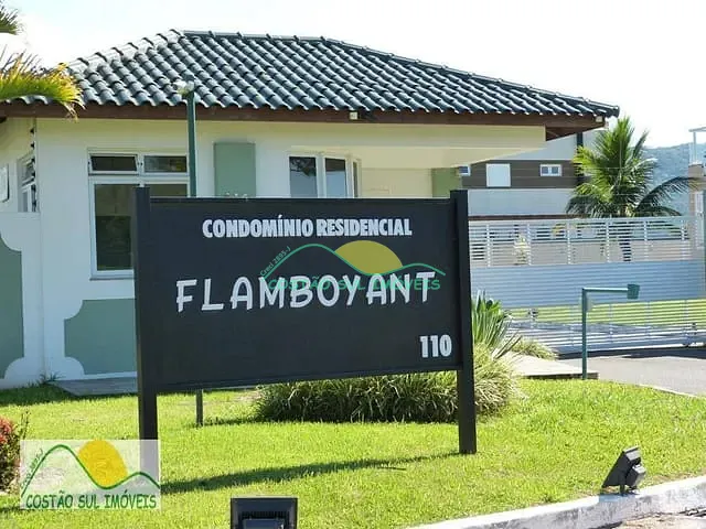 Terreno à venda, no bairro Campeche em Florianópolis
