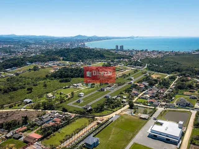 Terreno com 300m², à venda, no bairro Nossa Sra de Fátima em Penha