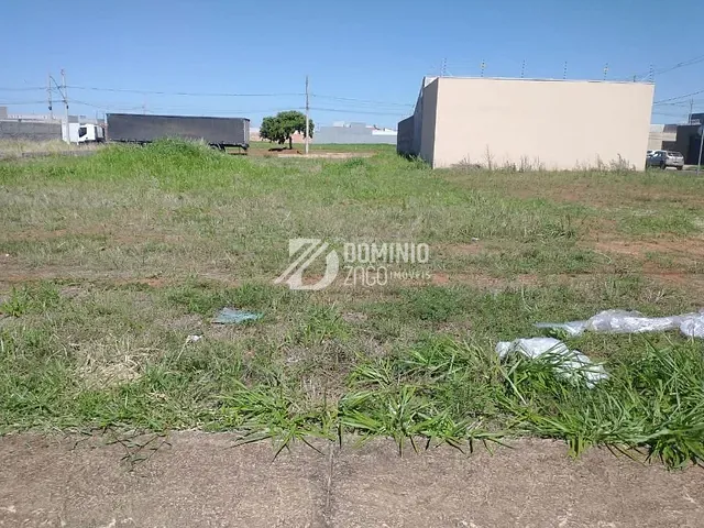 Terreno com 277m², à venda, no bairro Conjunto Margarida Rosa de Azevedo em Uberaba