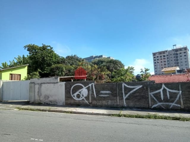 Terreno com 180m², à venda, no bairro Parque São Domingos em Pindamonhangaba