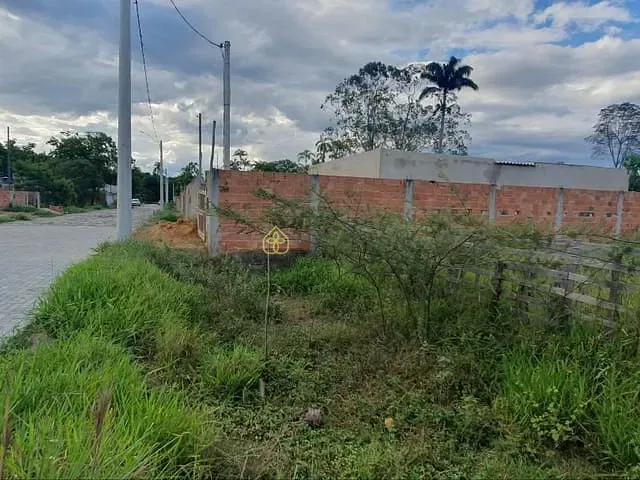 Terreno com 435m², à venda, no bairro Centro em Porto Real