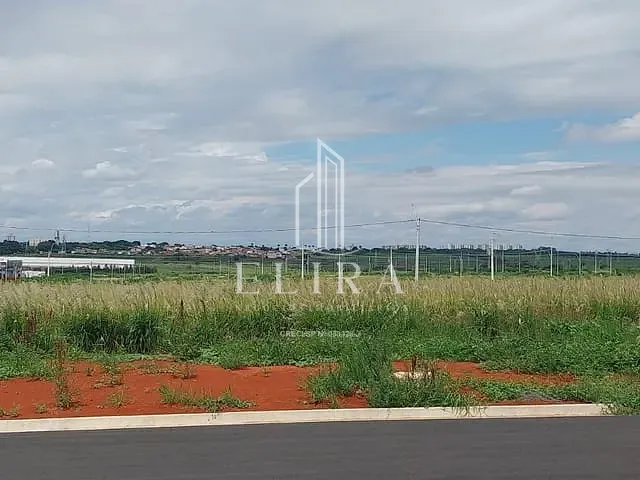 Terreno com 175m², à venda, no bairro Terra Santa em Santa Bárbara D'Oeste
