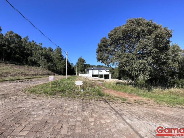 Terreno com 360m², à venda, no bairro Coroados em Nova Prata