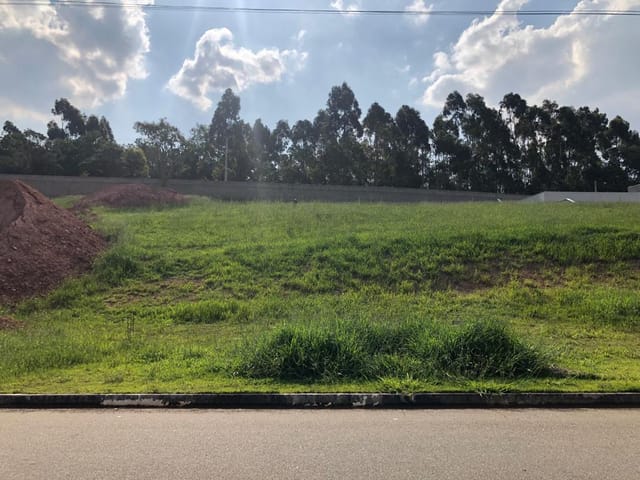 Terreno com 1070m², à venda, no bairro Observatório em Vinhedo