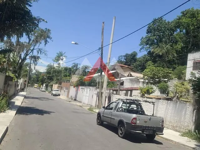 Terreno com 800m², à venda, no bairro Itaipu em Niterói