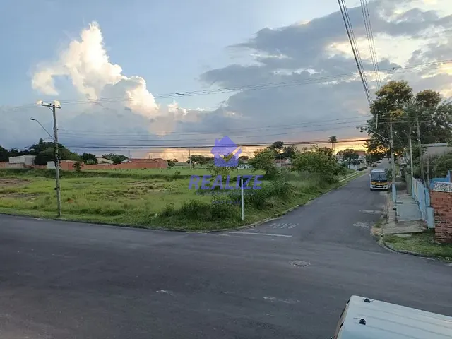 Terreno com 2000m², à venda, no bairro Jardim Santa Eliza em Botucatu
