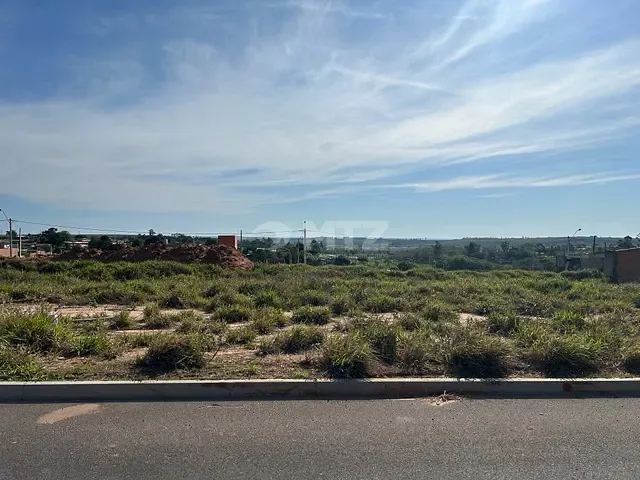 Terreno com 200m², à venda, no bairro Loteamento Parque Cidade em Botucatu
