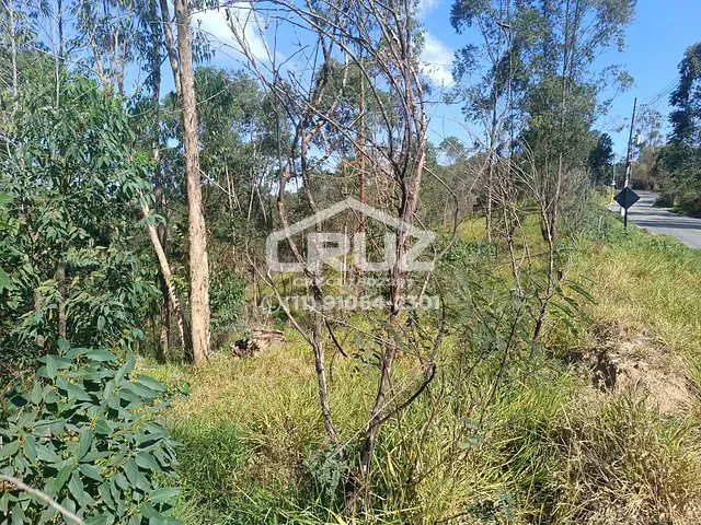 Terreno com 600m², à venda, no bairro Chácaras das Colinas em Franco da Rocha