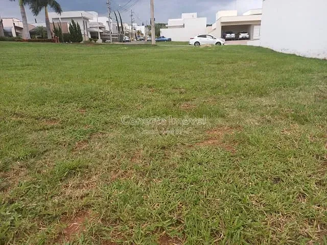 Terreno com 424m², à venda, no bairro Vila Jorge Zambon em Jaguariúna