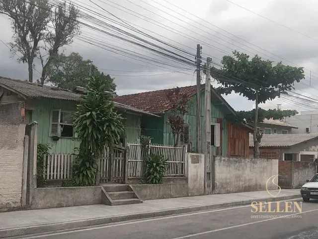 Terreno com 672m², à venda, no bairro Lídia Duarte em Camboriú