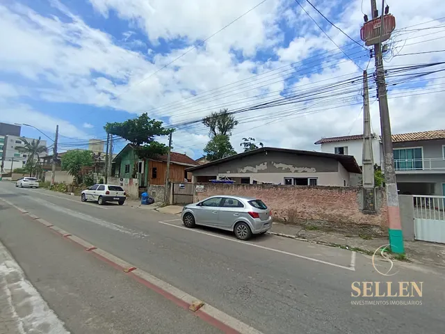 Terreno com 672m², à venda, no bairro Lídia Duarte em Camboriú