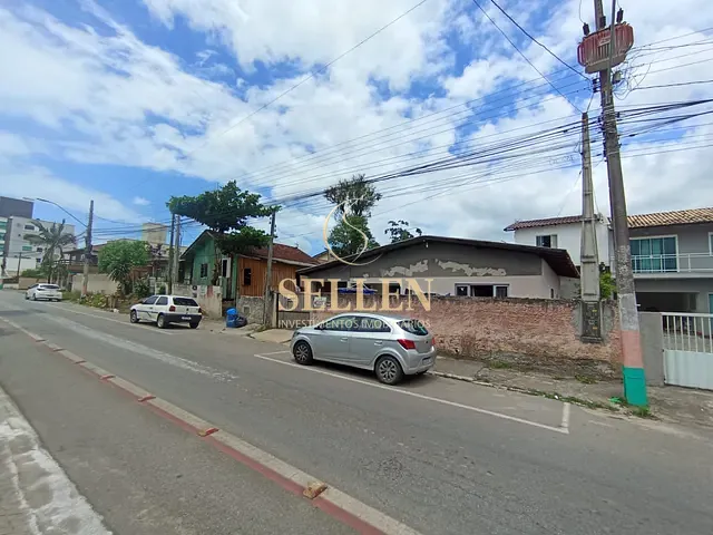 Terreno com 672m², à venda, no bairro Lídia Duarte em Camboriú