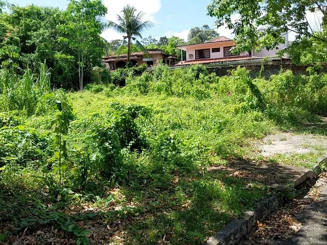 Terreno com 1928m², à venda, no bairro Apipucos em Recife