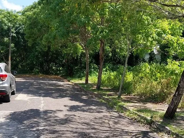 Terreno com 1928m², à venda, no bairro Apipucos em Recife