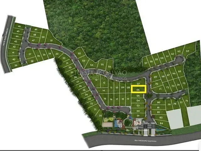 Terreno com 297m², à venda, no bairro Santa Cândida em Curitiba