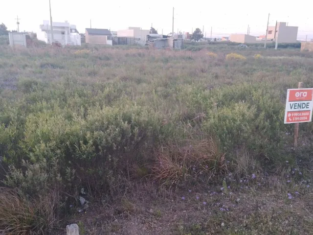 Terreno com 225m², à venda, no bairro Três Vendas em Pelotas