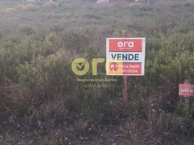 Terreno com 225m², à venda, no bairro Três Vendas em Pelotas