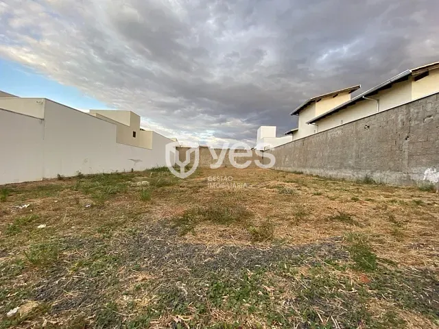 Terreno com 362m², à venda, no bairro Residencial Bocaina em Araxá