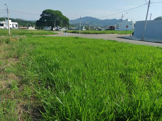 Terreno com 208m², à venda, no bairro Pousada do Sol em São João da Boa Vista
