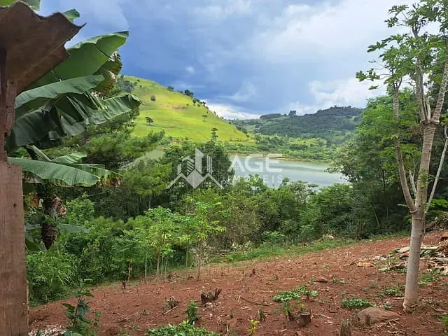 Terreno com 704m², à venda, no bairro Balneário em Marcelino Ramos