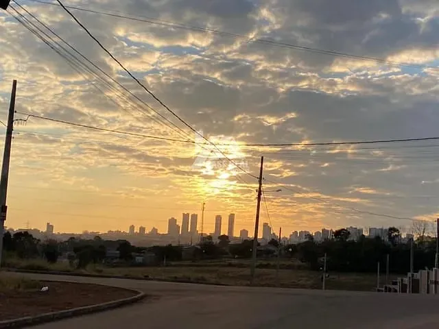 Terreno com 300m², à venda, no bairro Cara-Cara em Ponta Grossa