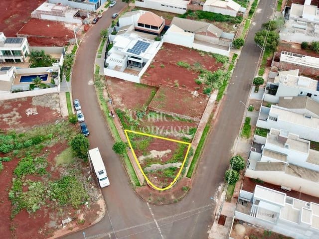 Foto do Terreno - Terreno de esquina à venda com 483m² no Jardim Dias II em Maringá – Quitado, asfaltado e pronto para construir | Benites & Gonzaga Imóveis