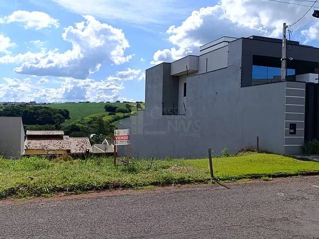 Terreno com 360m², à venda, no bairro Residencial Cazarim em Apucarana