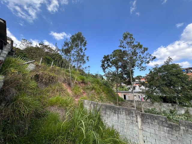Terreno com 500m², à venda, no bairro Vila Pomar em Mogi das Cruzes