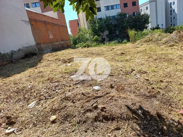 Terreno com 242m², à venda, no bairro Vila Seabra em Bauru