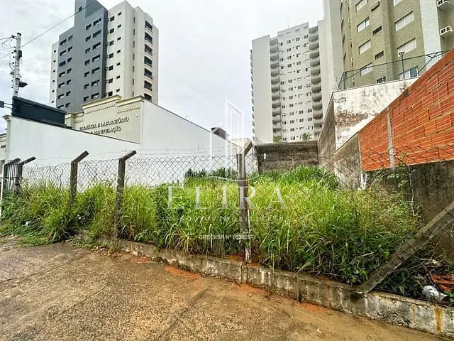 Terreno com 300m², à venda, no bairro Centro em Americana