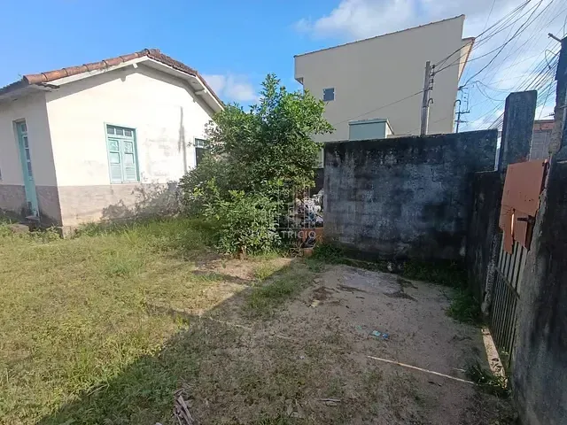 Terreno com 250m², à venda, no bairro Centro em Guapimirim