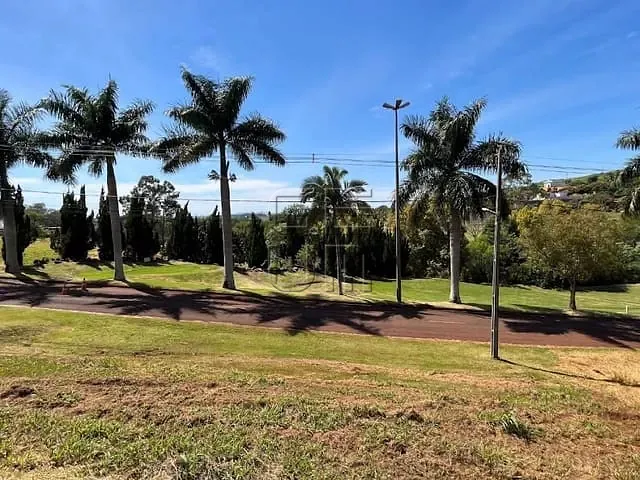 Terreno com 1350m², à venda, no bairro Esperança em Londrina