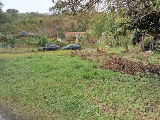 Terreno com 700m², à venda, no bairro San Diego em Vargem Grande Paulista