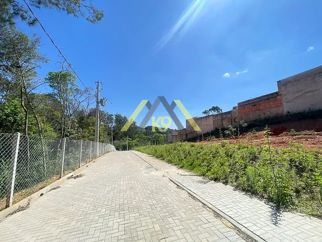 Terreno com 195m², à venda, no bairro Roça Grande em Colombo
