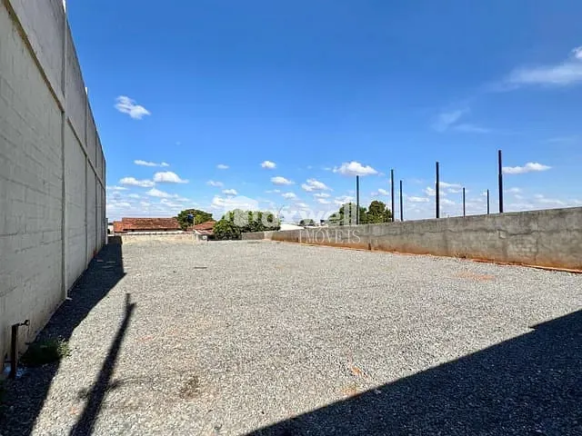 Terreno com 499m², à venda, no bairro Vila Brasília em Aparecida de Goiânia
