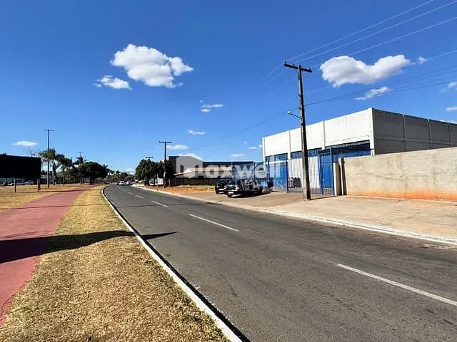 Terreno com 499m², à venda, no bairro Vila Brasília em Aparecida de Goiânia