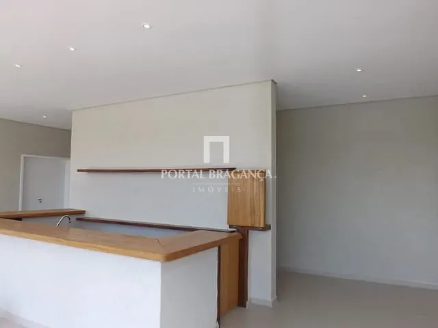 Terreno com 360m², à venda, no bairro Condomínio Residencial e Comercial Fazenda Santa Petronilla em Bragança Paulista